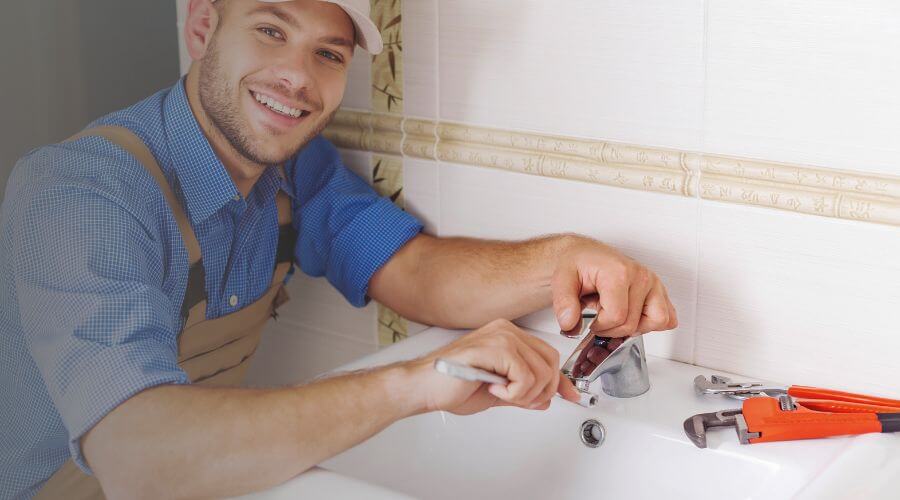 Local expert plumbing services in Knoxville, PA